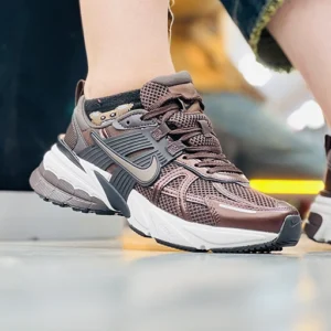 کتونی نایک مدل ویتوکی Nike V2K